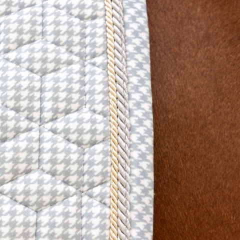 Czaprak skokowy z nadrukiem welurowym Kentucky