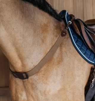 Elastyczny napierśnik Dy'on New English