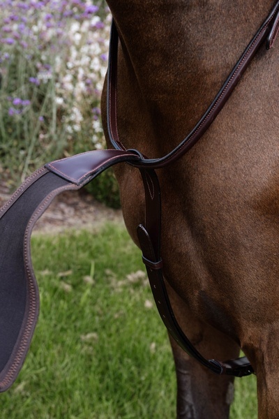 Elastyczny wytok Dy'on Elastic Bib Martingale New English