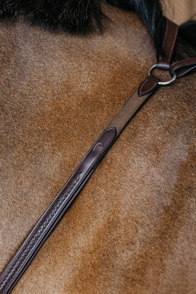 Skórzany,elastyczny napierśnik Dy'on Bridge Breastplate z plecionką New English