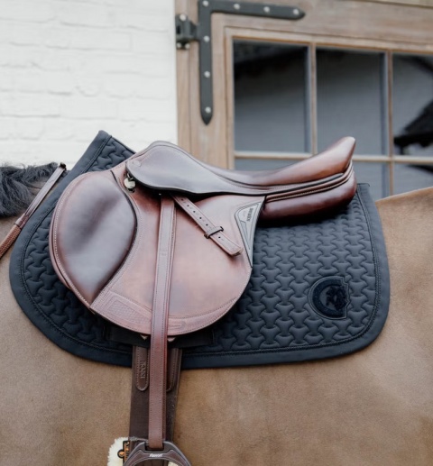 Czaprak skokowy Kentucky Plaited 3D