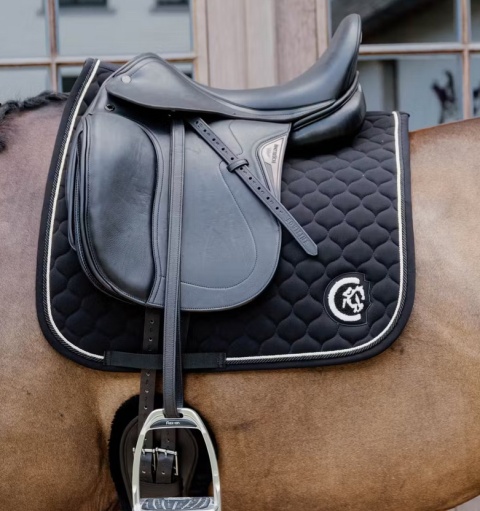 Czaprak ujeżdżeniowy Kentucky Onion Quilt 3D Logo