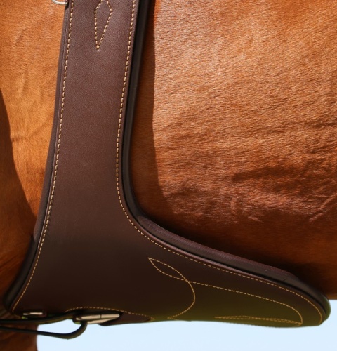 Popręg Kentucky z fartuchem