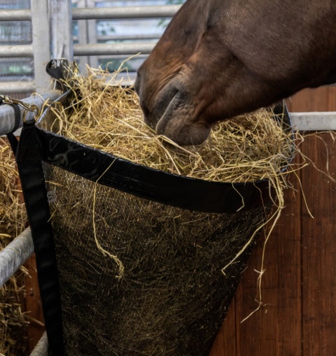 Siatka na siano Kentucky Hay Bag Corner