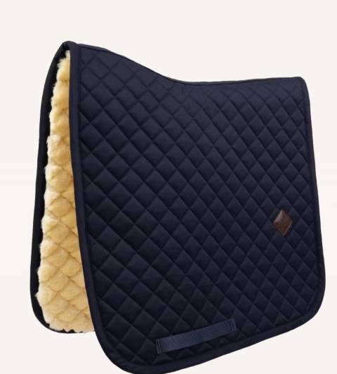 Czaprak ujeżdżeniowy Kentucky Diamond Sheepskin Skin Friendly