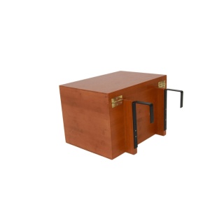 Bambusowy kufer stajenny z hakami do zawieszania Grooming Deluxe Stable Tack Box