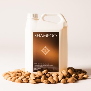Nawilżający szampon dla koni o zapachu migdałowym Grooming Deluxe 5 l