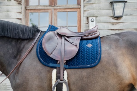 Czaprak skokowy Kentucky Saddle Pad Velvet Pearls Jumping