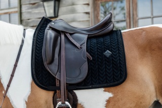 Czaprak ujeżdżeniowy Kentucky Saddle Pad Velvet Pearls Dressage