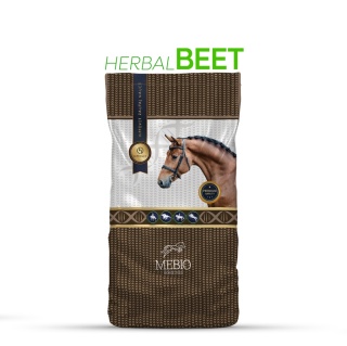 Ziołowe wysłodki Mebio Herbal Beet – 14 kg